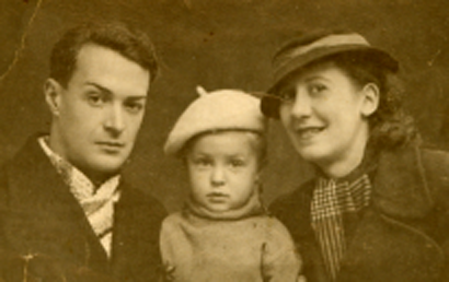 С мужем Аркадием и сыном Вадимом 1941 год